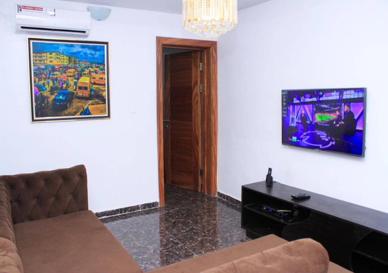 24/7 Luxury Apartment Лаґос Екстер'єр фото